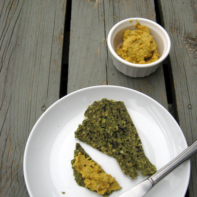 Raw and Seederiffic Crackers and Cheeze