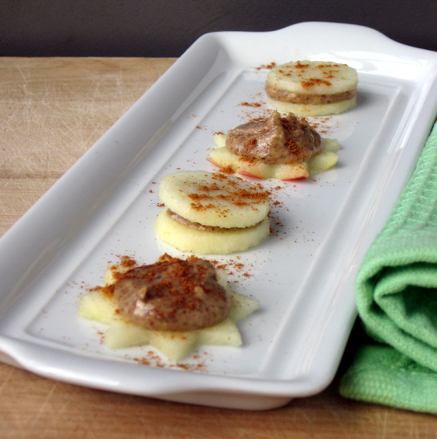 Simplicity Itself: Apple Almond Sandwich Bites